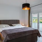 Lovely In With Private Swimming Pool, Be Inside Or Outside Pridraga
