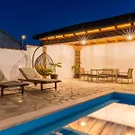 Lovely In With Private Swimming Pool, Be Inside Or Outside Pridraga