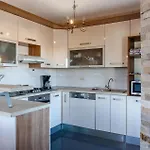 Lovely In With Private Swimming Pool, Be Inside Or Outside *