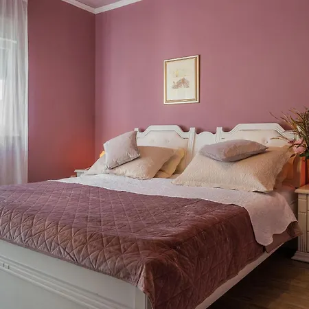 Casa vacanze Cozy In With Private Swimming Pool, Be Inside Or Outside Pridraga