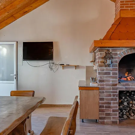 Lovely In With Private Swimming Pool, Be Inside Or Outside Casa de Férias