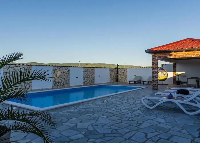 Casa vacanze Cozy In With Private Swimming Pool, Be Inside Or Outside *